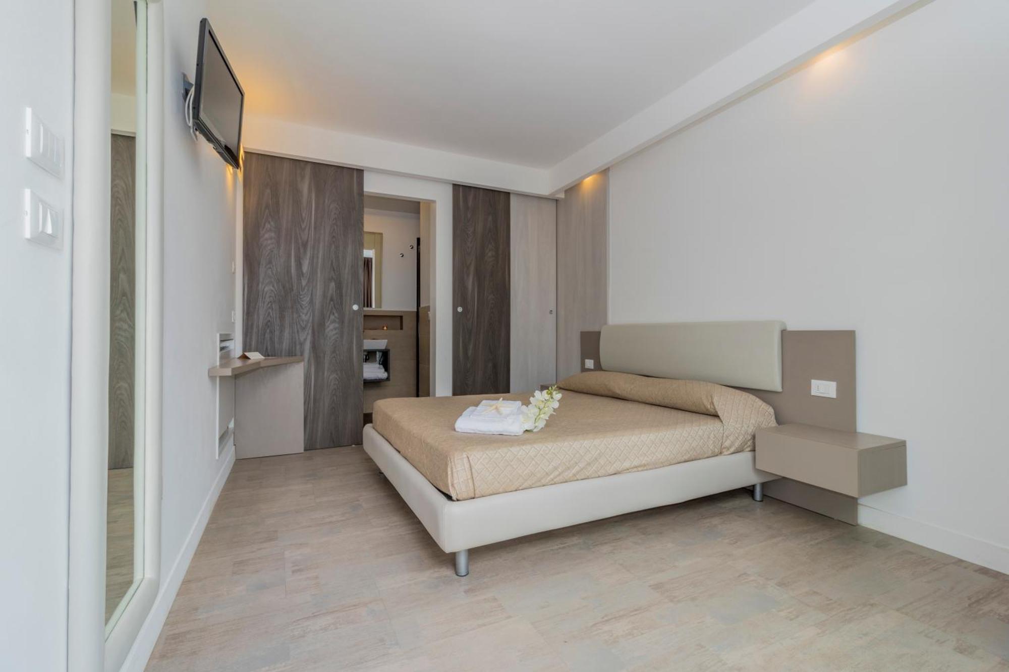 Villaggio Poseidone Beach Resort - Hotel Torre San Giovanni Ugento Esterno foto